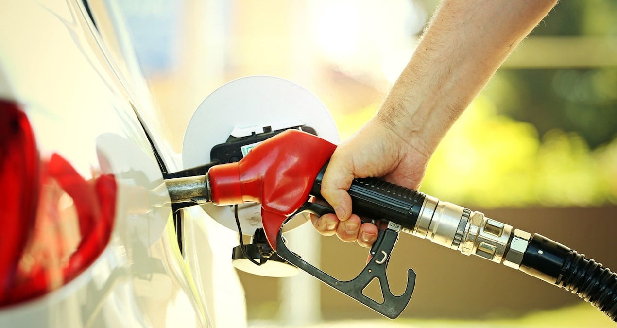 akaryakita yarin indirim geliyor A1AxgCaf.jpg