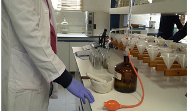 toprak analizi ile hem ciftci hem de toprak korunuyor vq9KlISU.jpg