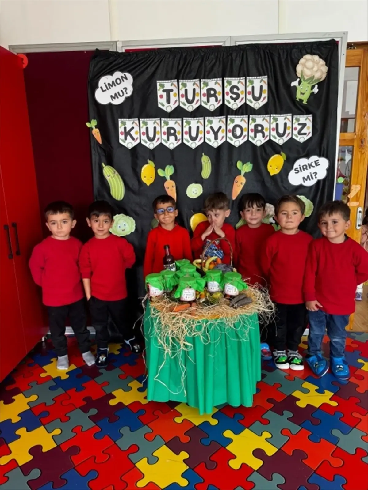 ulas anaokulunda tursu kurma etkinligi HZJZmnGf.jpg