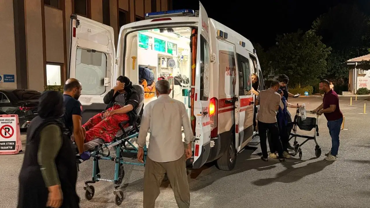 Adiyamanda 26 tarim iscisi hastanelik oldu Oa3PIxd1